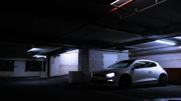 Auto in parkeergarage Rotterdam