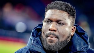 Thumbnail voor Zo gaat het nu met Royston Drenthe: 'Hij werkt keihard aan zijn revalidatie'