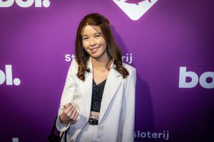 Thumbnail voor Jade Kops viert 19e verjaardag: 'Ik dacht dat ik voor altijd 18 zou blijven'