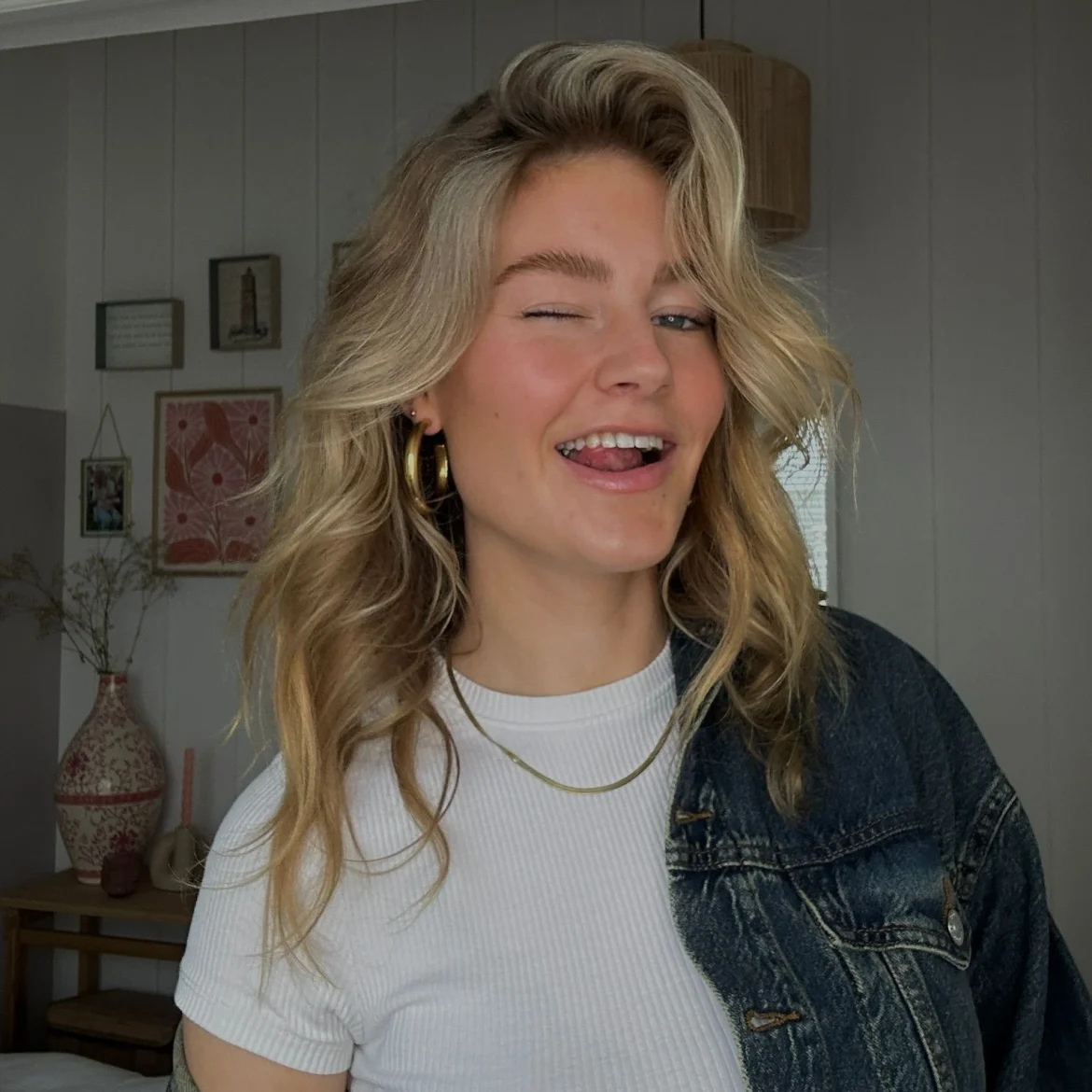 Jitske heeft een 'gat' in haar hand: 'Ik geef m'n geld al uit voordat ik het heb gekregen'