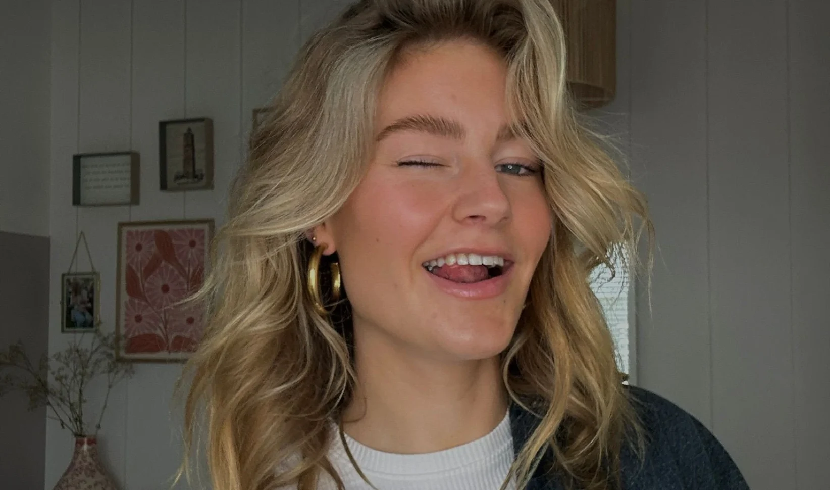 Jitske heeft een 'gat' in haar hand: 'Ik geef m'n geld al uit voordat ik het heb gekregen'