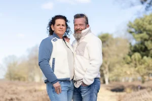 Thumbnail voor Gerda's dochters werden onterecht uit huis geplaatst door toeslagenaffaire: 'We zagen ze 16 uur per jaar'