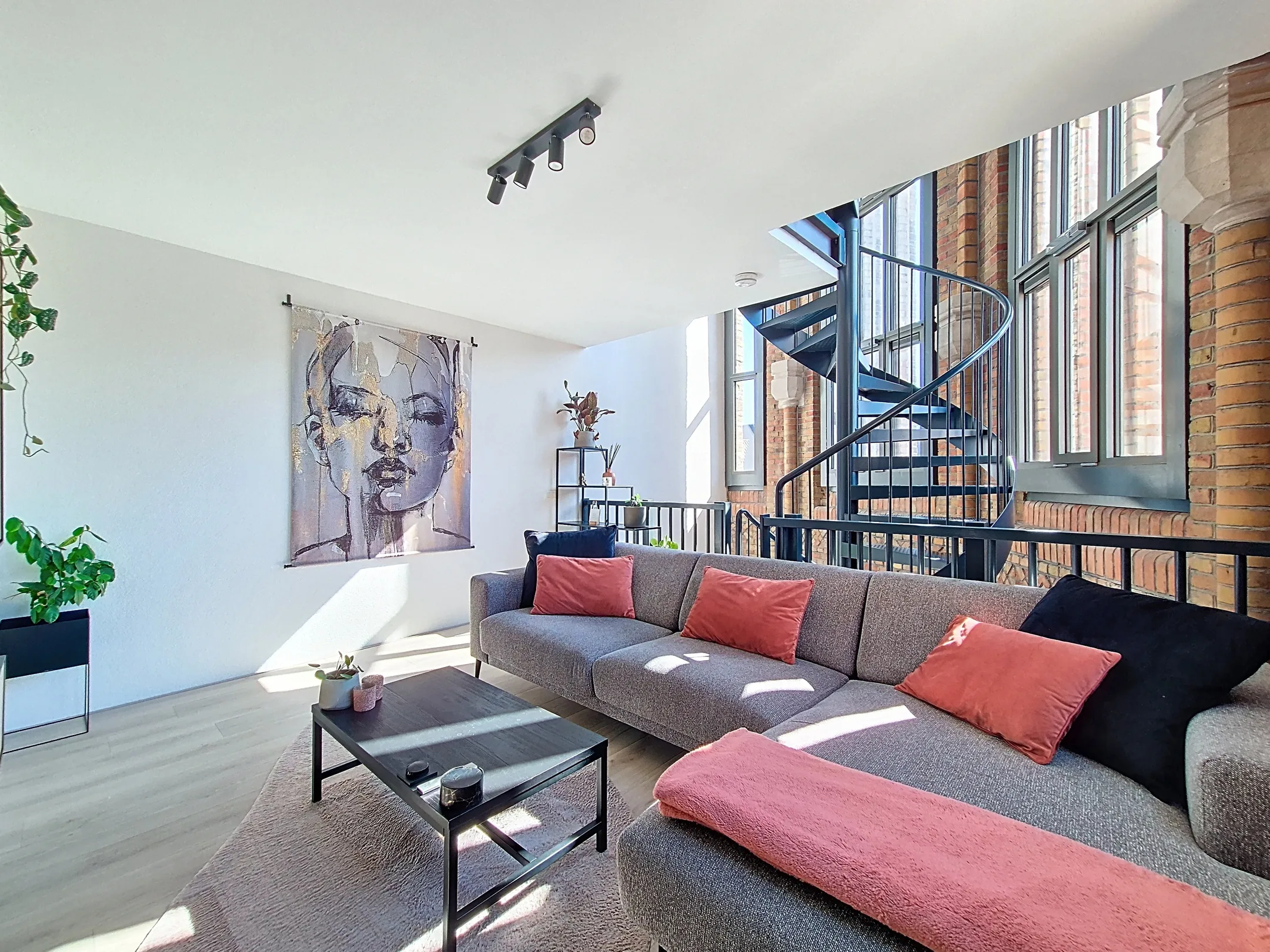 Woonkamer, woning in kerk