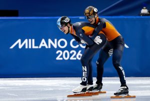Thumbnail voor Shorttrackbroers Melle en Jens van 't Wout pakken zilver en brons op 500 meter