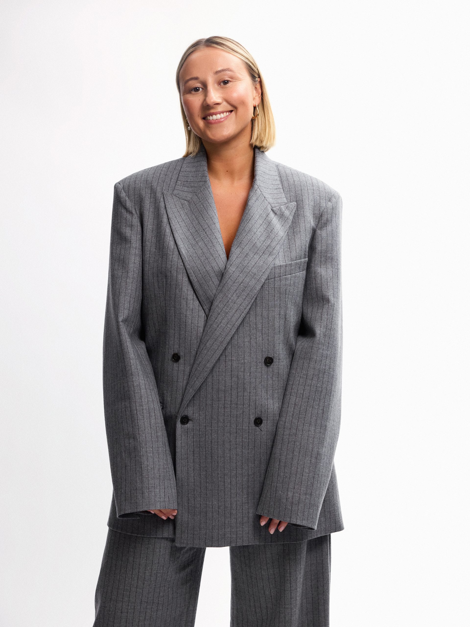 Lisa: 'Waarom dit nummer er is? Negeren hebben we lang genoeg gedaan'