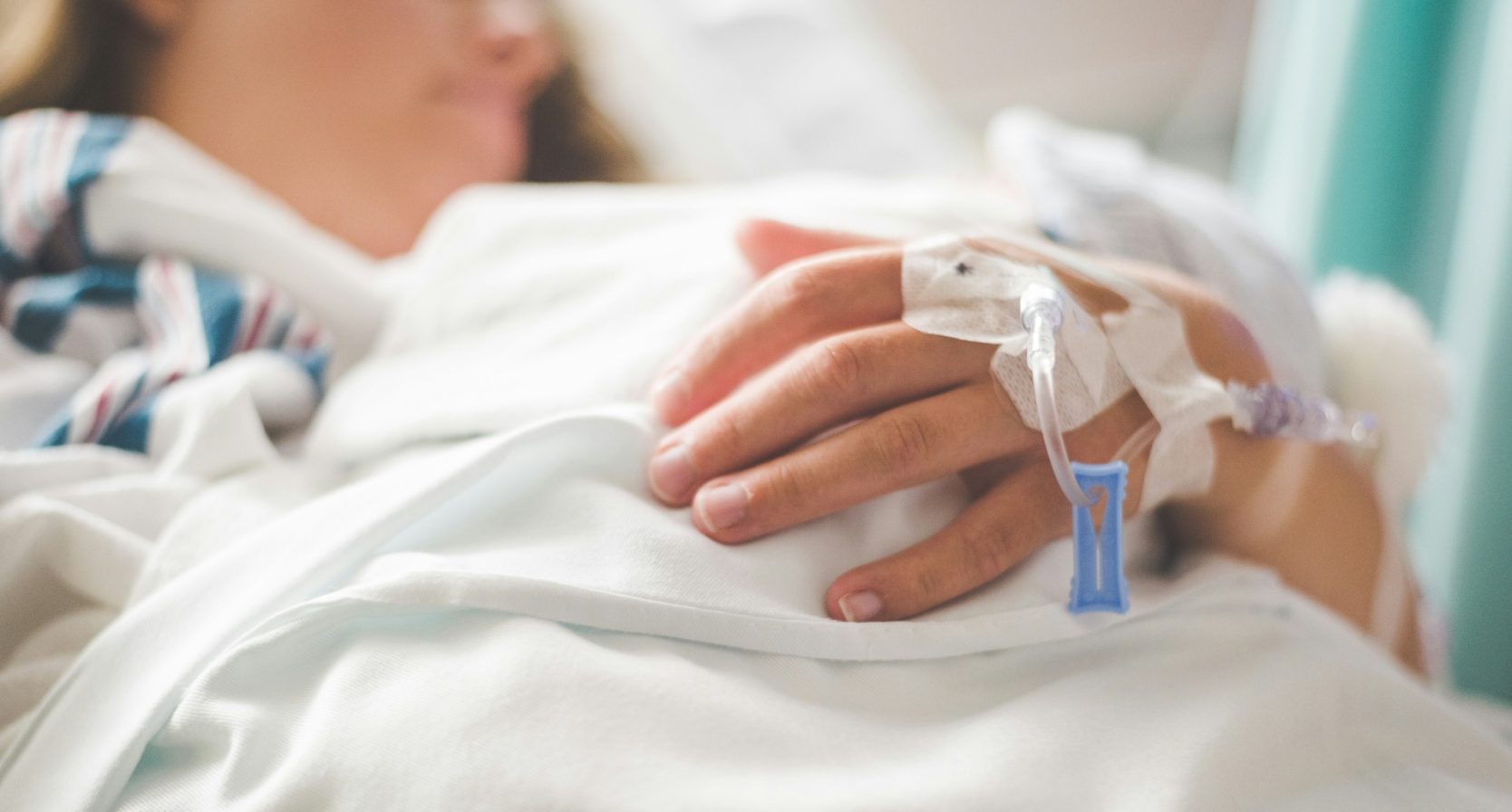 Na een heftige bevalling met keizersnede krijgt Lot (34) een Tikkie van haar schoonzus: 'Ze had me naar het ziekenhuis gebracht'