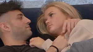 Thumbnail voor 'De Bondgenoten' Mercedes en Salar zorgen dat de tongen losgaan na intiem moment