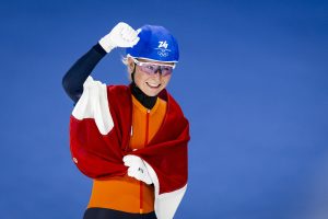 Dubbel goud: Jorrit Bergsma en Marijke Groenewoud winnen allebei olympisch goud op de massastart
