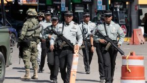 Chaos en paniek in Mexico na dood grote drugsbaron: bewoners krijgen dringend advies binnen te blijven
