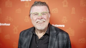 Thumbnail voor Seizoen 'De slimste mens' trapt af met eerbetoon aan de overleden René Karst: 'Geniet in het bijzonder van hem'