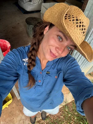 Thumbnail voor Elizabeth verruilt Amsterdam voor het boerderijleven in Australië: 'Hier zit geluk in kleine dingen'