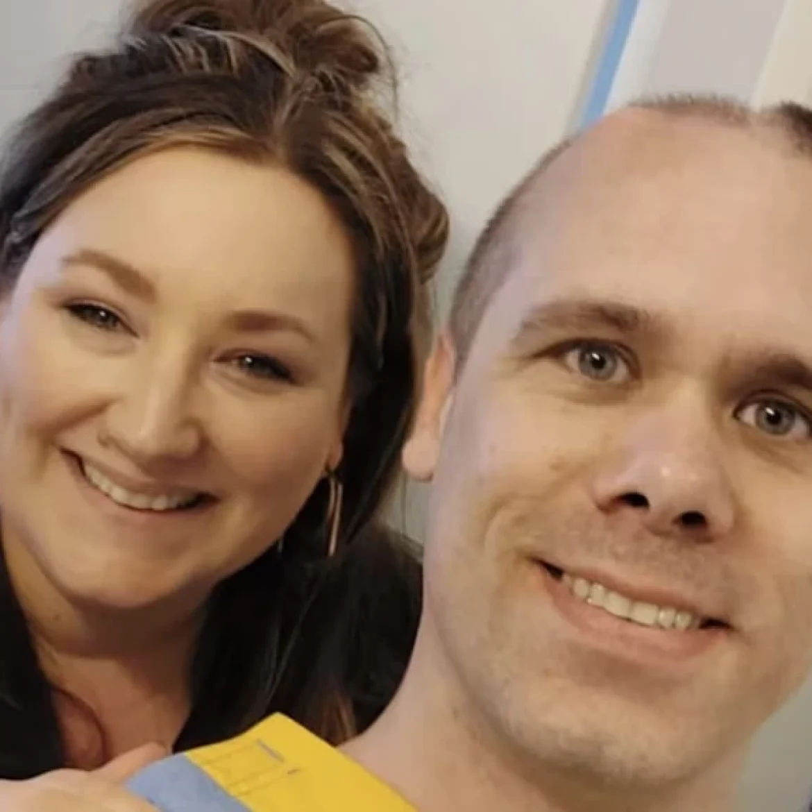 Alex de Lange en Linda