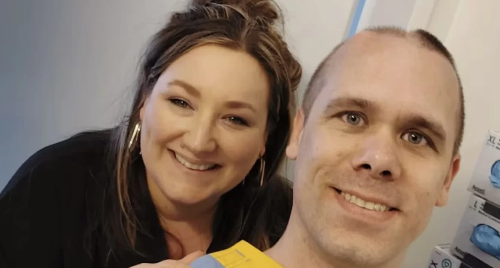 Alex de Lange en Linda