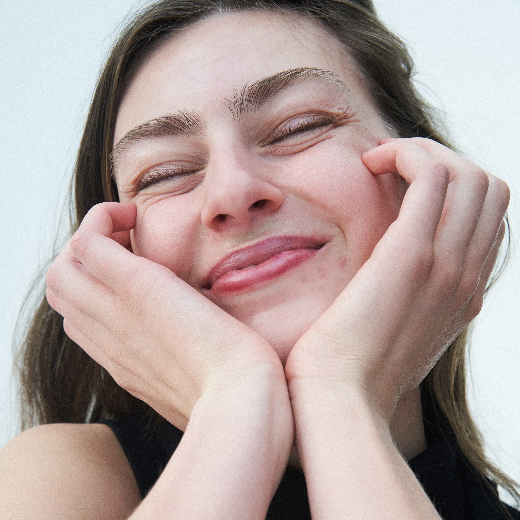 Deze meiden dragen nooit make-up: 'Waarom mag ik er niet moe uitzien?'