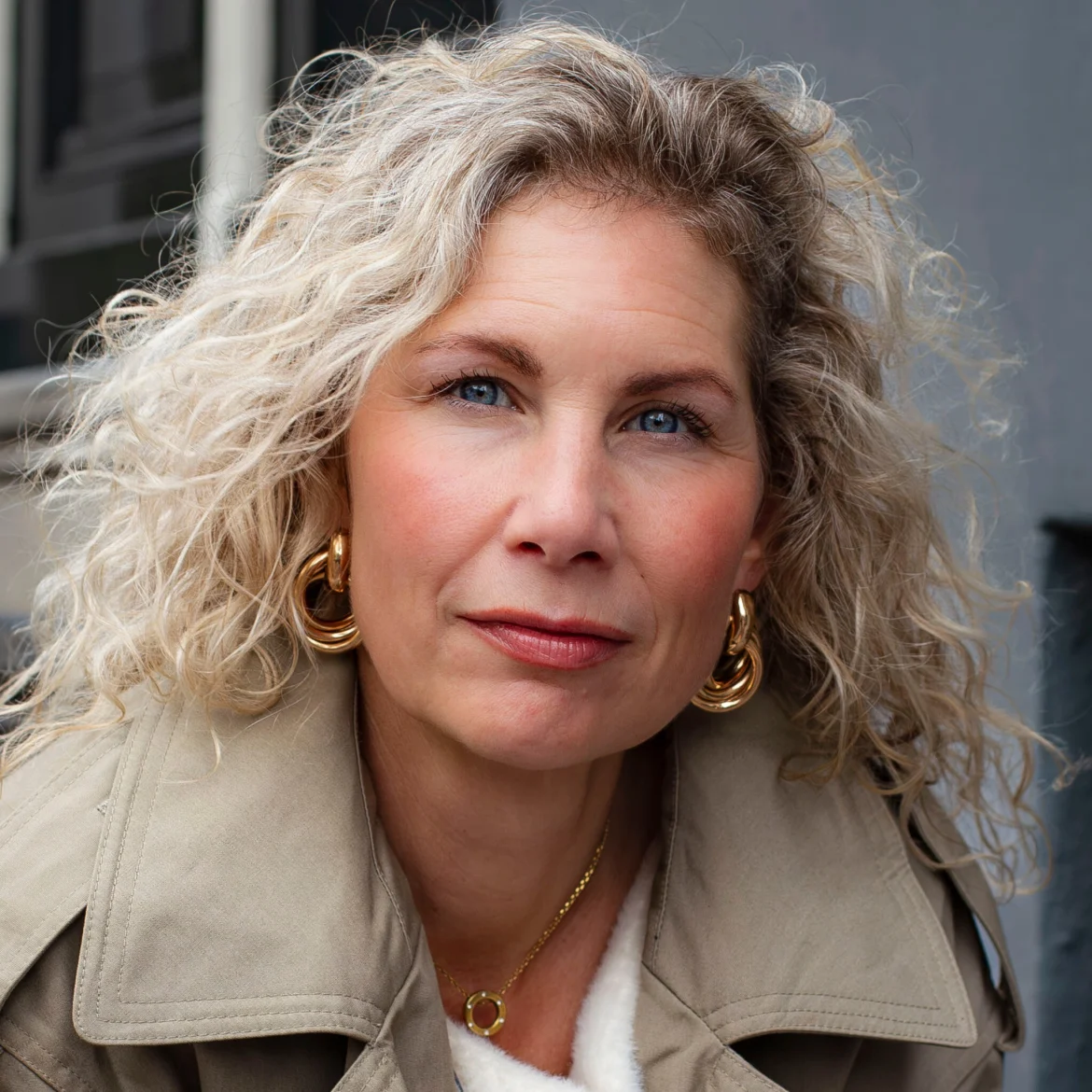 ‘Ik verbrak het contact om te overleven’: Janneke over haar broer, die kort daarna overleed