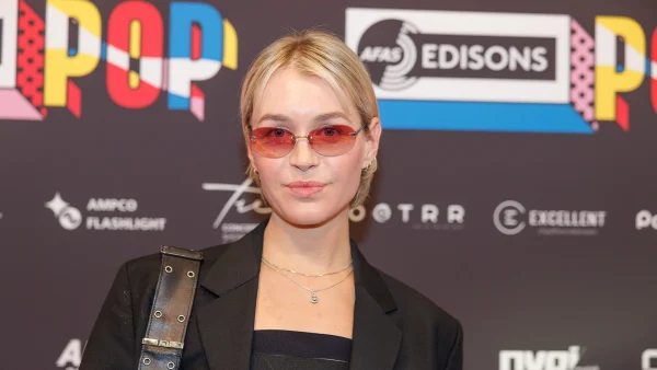 kiki amelie lens reageren wangedrag techno