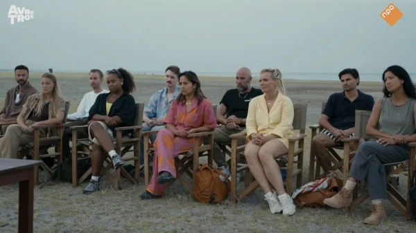 Eerste afvaller wie is de mol?