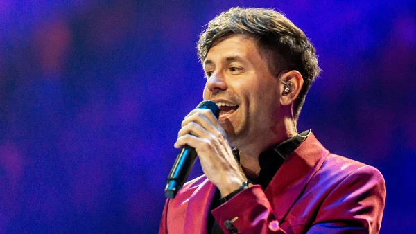 Simon Keizer wint award Beste Storytel Original