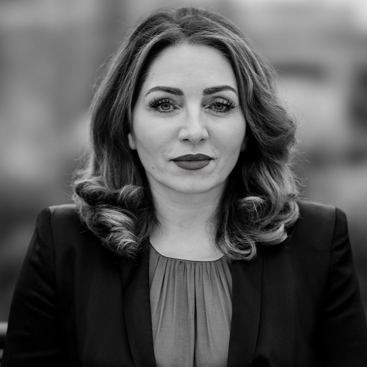 Nazmiye Oral: 'De wereld werd gebouwd op het idee dat wij vrouwen nooit het middelpunt konden zijn'