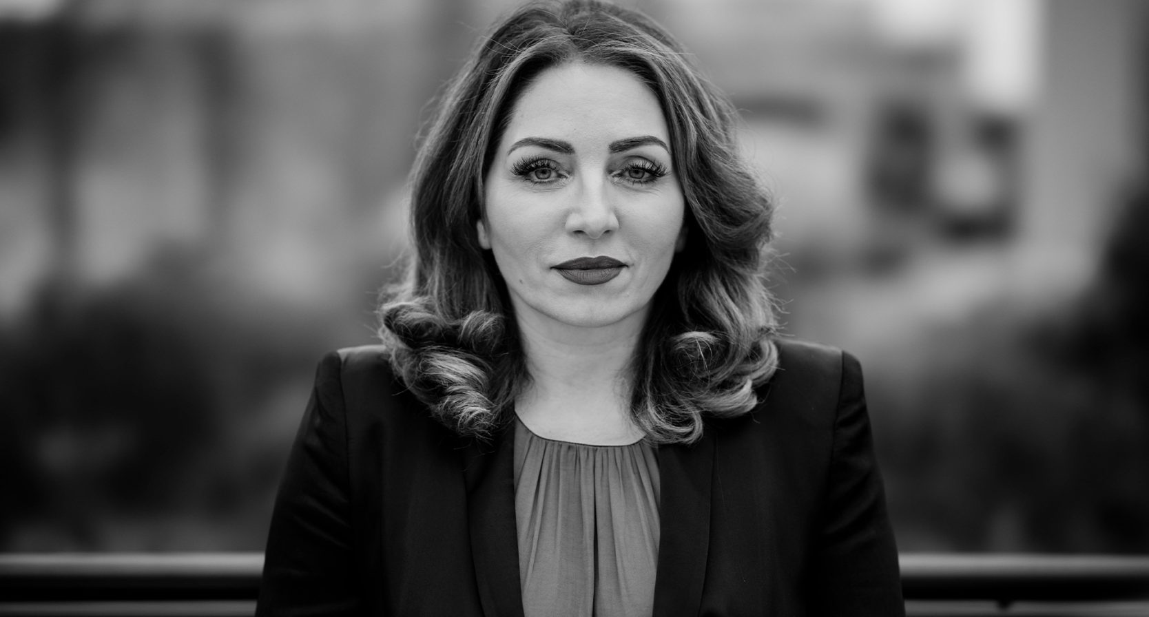 Nazmiye Oral: 'De wereld werd gebouwd op het idee dat wij vrouwen nooit het middelpunt konden zijn'