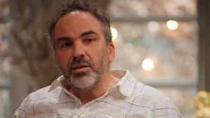 Thumbnail voor Klaas uit 'Winter Vol Liefde' blikt terug op overlijden van vrouw: 'Daarna werd alles anders'