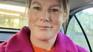 Thumbnail voor Judith (48) heeft littekenendometriose: 'Onder de douche voelde ik ineens een bobbel op m'n buik'