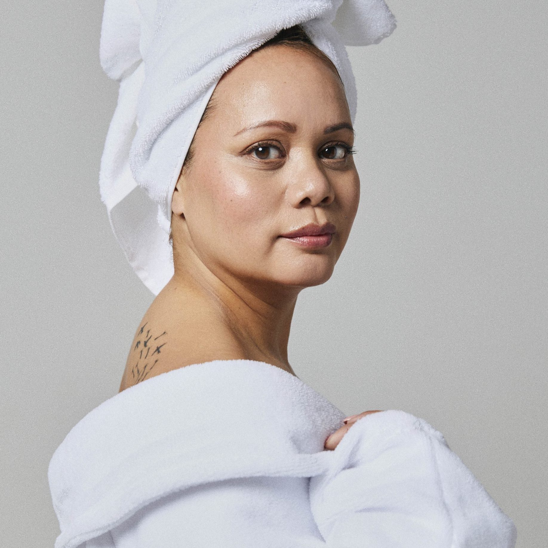 Sabrine (43) over haar skincareroutine: ‘Koreaanse beautywinkels voelen als snoepwinkels’