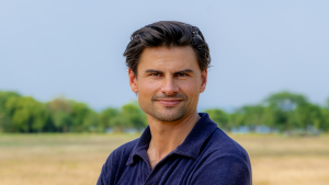 Thumbnail voor Dit is de bekende halfbroer van Milan van Dongen uit 'Wie is de Mol?'