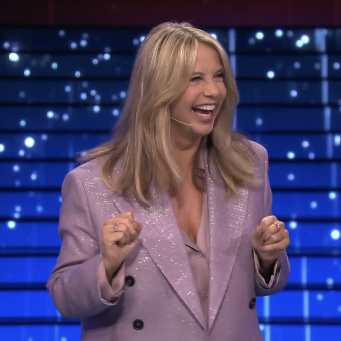 Linda de Mol in blazer