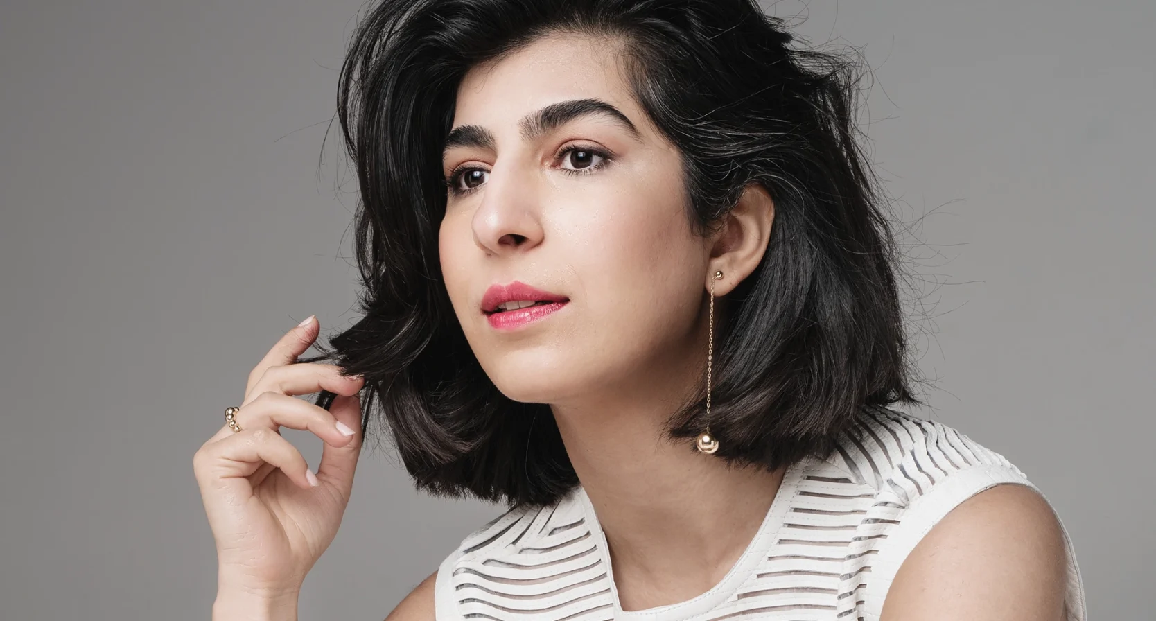 Parmida (29) kan haar vrienden in Iran amper bereiken: 'Alles wordt afgeluisterd, niemand durft écht te praten'