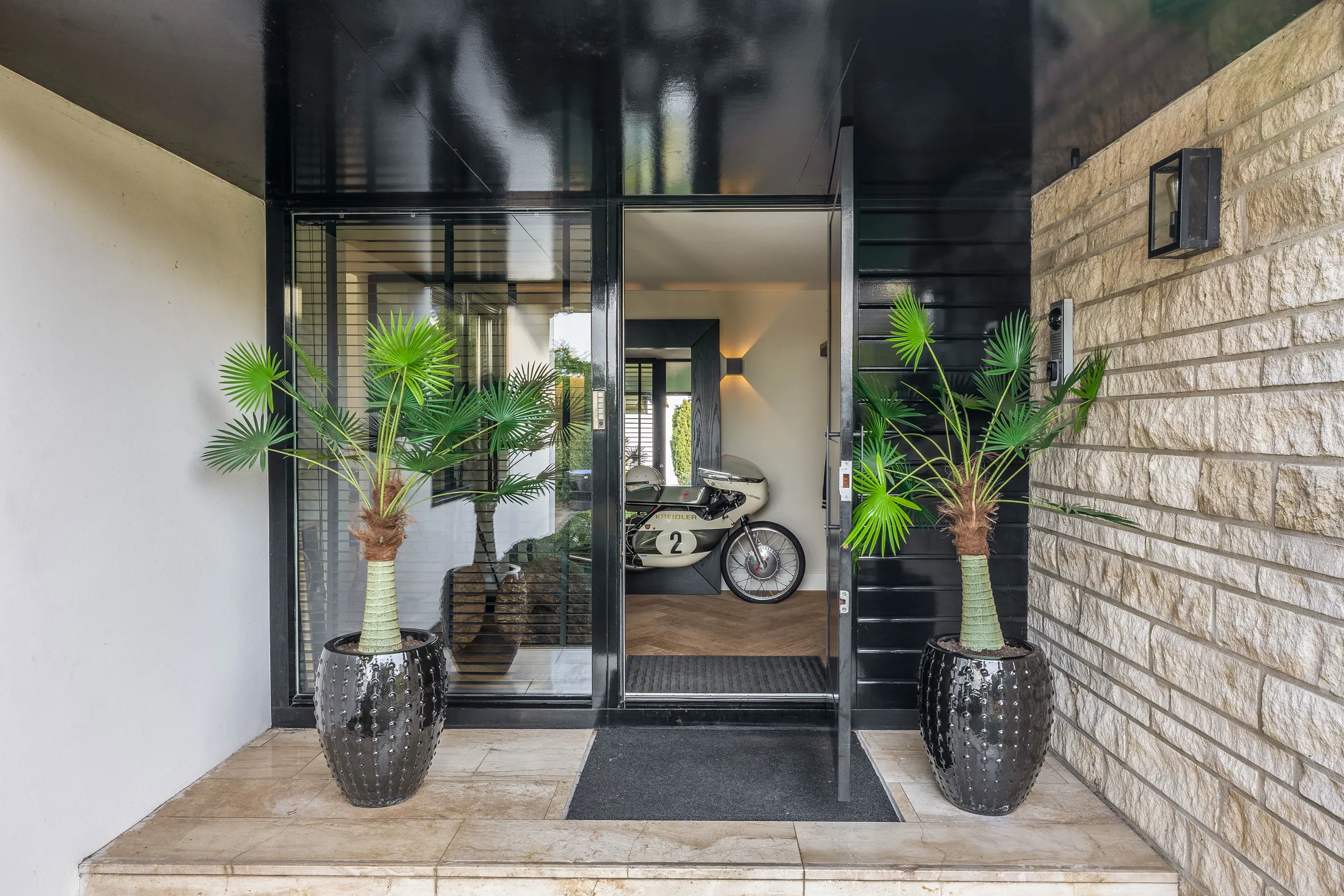 Transformer Villa | Entree