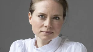 Thumbnail voor 'Als kind voelde ik me verantwoordelijk voor haar leven': Soraya (41) over opgroeien met een moeder die op haar leunde