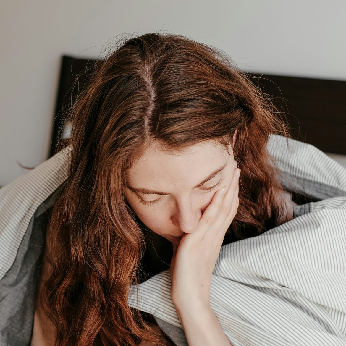 Diana's onderbuurvrouw flirt met haar man: 'Staat ze daar, in haar satijnen badjas'