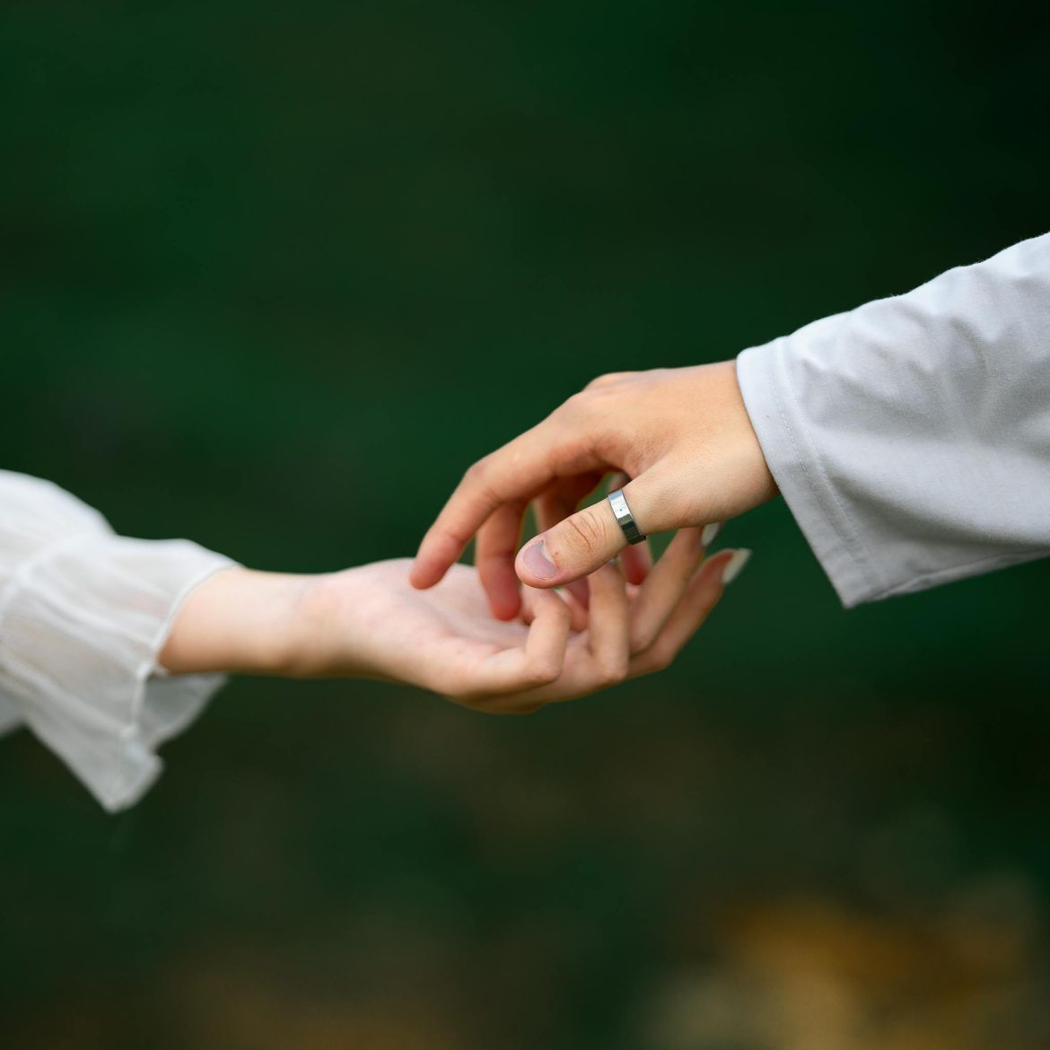 Als Hilde (59) psychisch ziek wordt, mist ze emotionele steun van haar man: 'Voelde me heel eenzaam in mijn huwelijk'