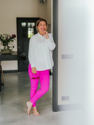 Thumbnail voor De make-uproutine van Pauline Wingelaar: 'Mijn moeder gebruikte die altijd en nu doe ik dat ook'