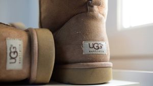 Thumbnail voor Shannah zette haar Uggs op Marktplaats: 'Hij vroeg of ik gezegend was met zweetvoetjes'