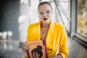 Thumbnail voor D’Avellonne maakt inclusieve kinderboeken: 'Elk kind moet zichzelf in een boek kunnen terugzien'