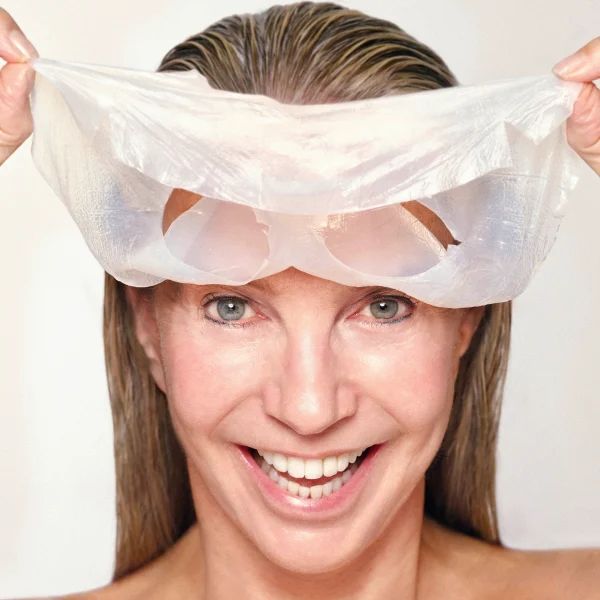 LINDA. knap gelukkig