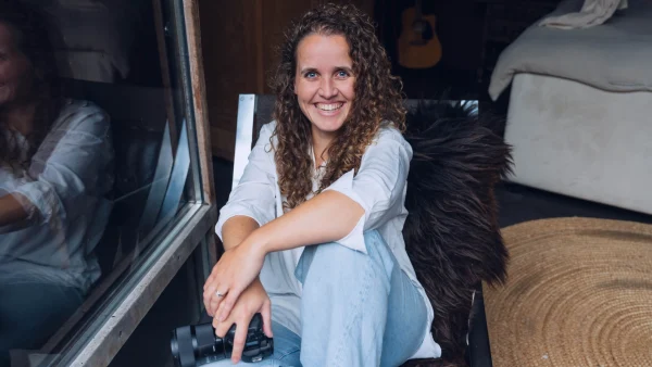 Wiesje raakte na vijf jaar zwanger dankzij ICSI: ‘Het vroeg mentaal veel van mij’