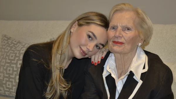 Noelle is de mantelzorger van haar oma Christa