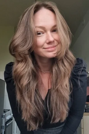 Thumbnail voor Shireen is door ziekte ME al 10 jaar totaal uitgeput: 'Ik wil de controle over m'n leven terug'