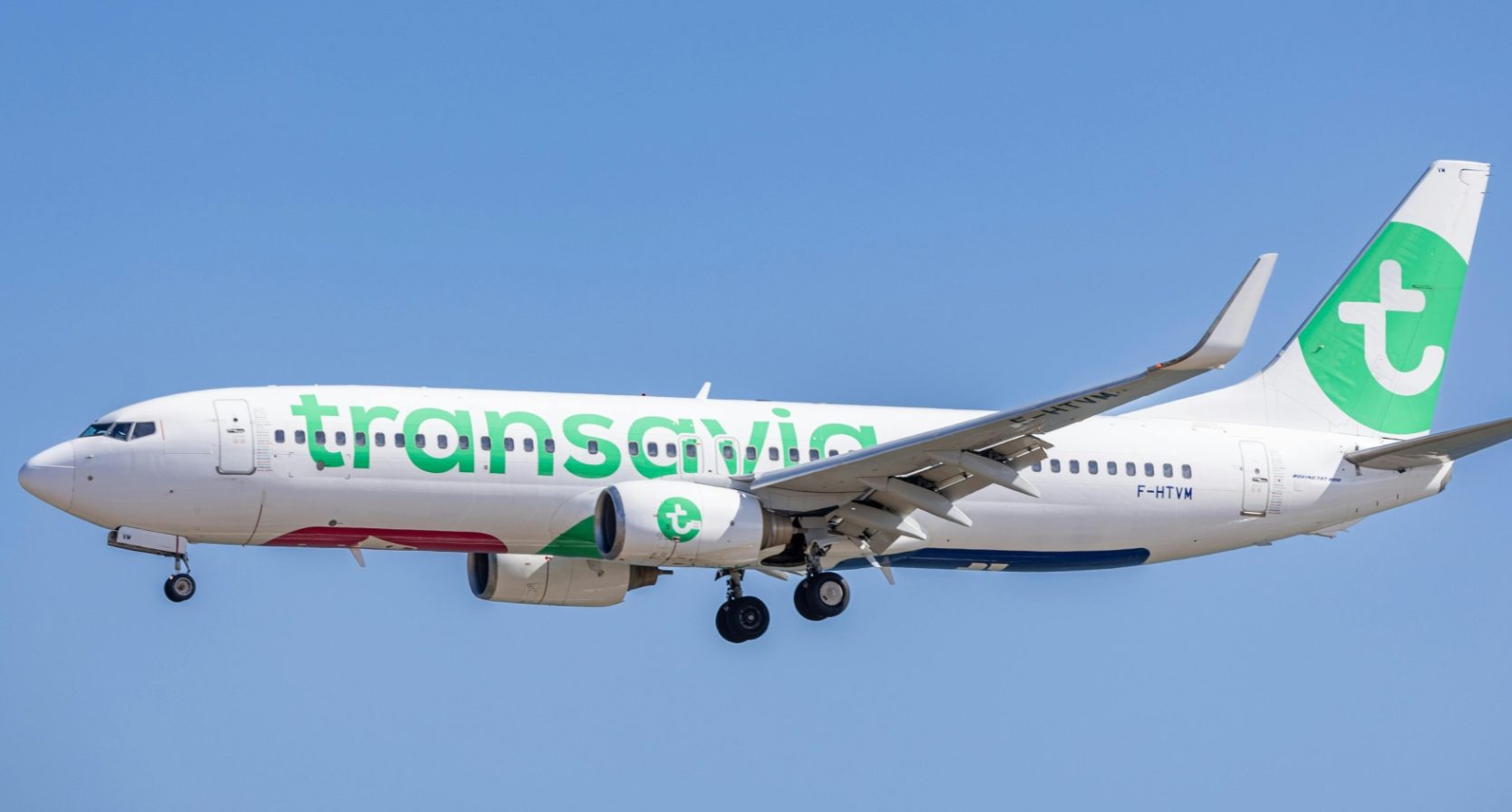 Overboekte Transavia-vlucht zorgt voor ophef: vrouw en kind zes uur in de cockpit