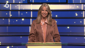 Déze betaalbare blouse droeg Linda de Mol tijdens de 3e aflevering van ‘Miljoenenjacht’