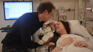 Thumbnail voor Roëlle kreeg eclampsie na bevalling: ‘Mijn man dacht dat ik doodging’