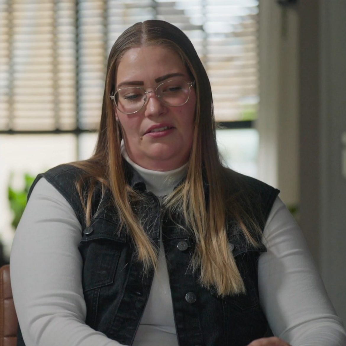 De 33-jarige Astrid zit dankzij haar ex in de schuldsanering met zo'n 60.000 euro schuld