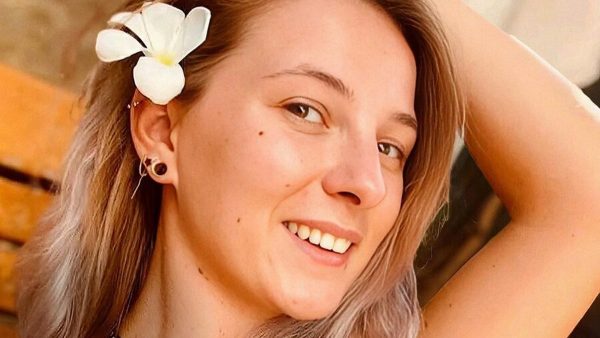 Manon (27) kwam om in Colombia | Break Free