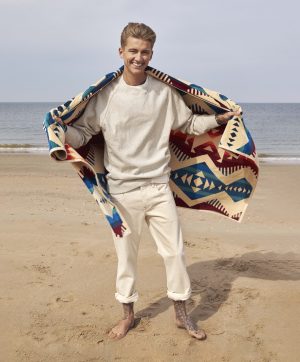 Thumbnail voor Moet je even zien: déze bekende Nederlandse zanger is de oom van Mart Hoogkamer