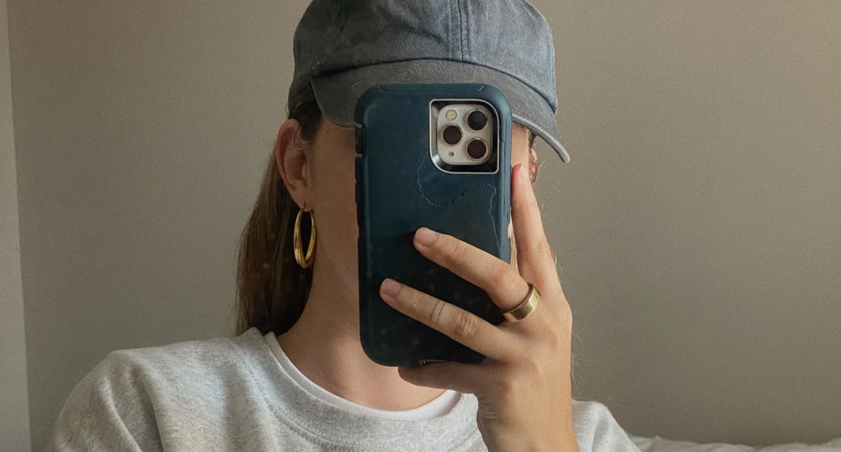 Uma's vriend maakte een ander zwanger: 'Ik blokkeerde hem op alles'