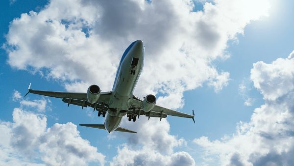 Zorgen over vakantievluchten: kans op schrappen door kerosinetekort