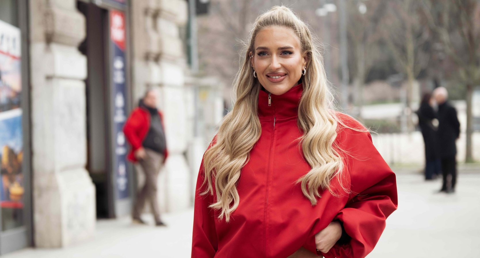 Emili Sindlev haar-hack sportsok viral Tiktok-trend